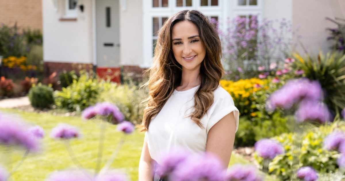 Customer services manager rejoins Redrow