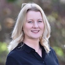Abbey Coates Headshot
