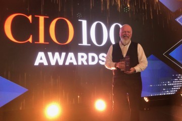 Andrew Dewhurst with the award win