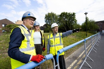 UCLan Vet School Turf Cutting