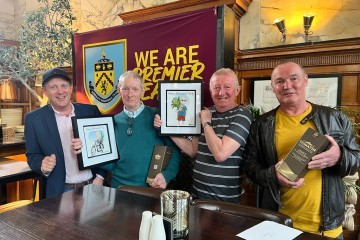 FROM L R OWNER OF PETER SCOTT PRINTERS MURRAY DAWSON WITH RETIRING TRIO ANTHONY ENTWISTLE ANDY WILKINSON AND PAUL LONSDALE.jpeg.jpg