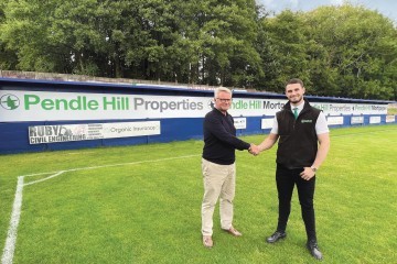 PADIHAM FC CHAIRMAN SHAUN ASTIN AND PENDLE HILL PROPERTIES SALES DIRECTOR THOMAS TURNER.jpg.jpg