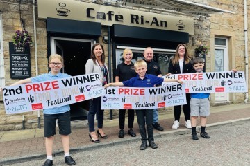 The 1940s trail competition winners.jpg.jpg