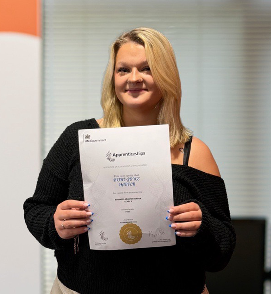 Ruby 2025.jpg.png.png