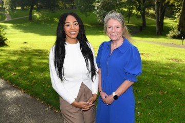 L-R Chloe Wynter-Smith with Jen Salt.jpg.jpg