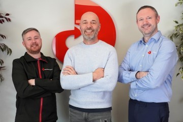 lr Andrew Davies Fine Controls Phil Turner Bespoke Mark Davies Fine Controls.JPG.jpg