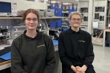 lr Summer Doran and Ollie Lunn at Like Technologies.jpeg.jpg