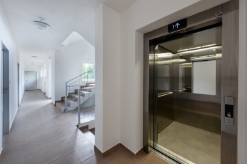 home-lift.jpeg.jpg