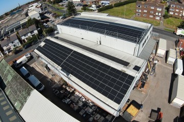 Thompsons-1-On-Roof.jpg.jpg