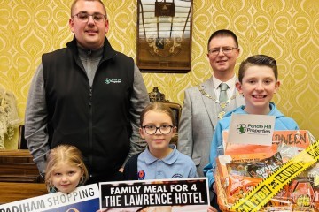 The three winners of the Padiham Halloween competition with Toby Burrows from Pendle Hill Properties and Mayor of Padiham Cllr Alun Lewis .jpg.jpg