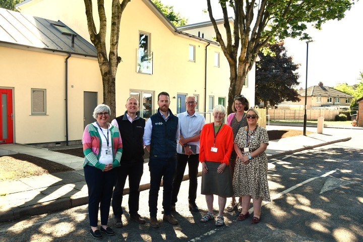 Baldwin Building Services used prefabricated panels made by eco-friendly manufacturer Etopia to construct a block of four apartments and adjoining community centre on behalf of Lancaster City Council.