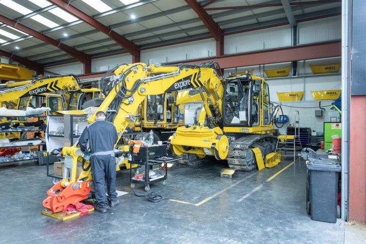 Hargreaves equipment