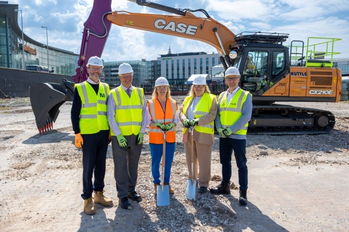 Alan McBride Muse Will Town Defence Infrastructure Organisation Jennifer Chard Defence Business Services Cllr Lynn Williams Blackpool Council Garry Bowker Vinci