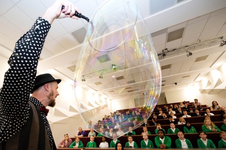 The Bubble Science Show