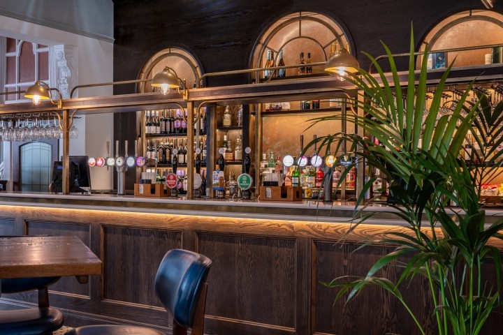 New bar at Toll House Inn at Lancaster