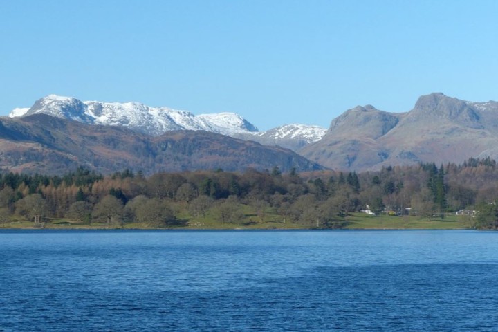 langdales-overlooking-lake-windermere-1000x722.jpg