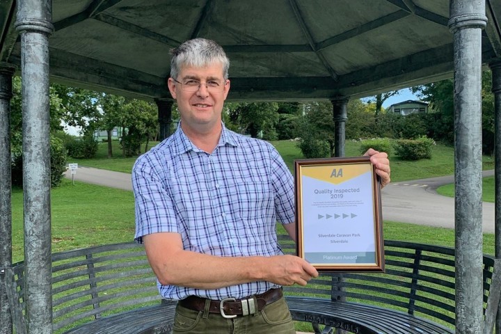 michael-holgate-with-aa-platinum-award.jpg