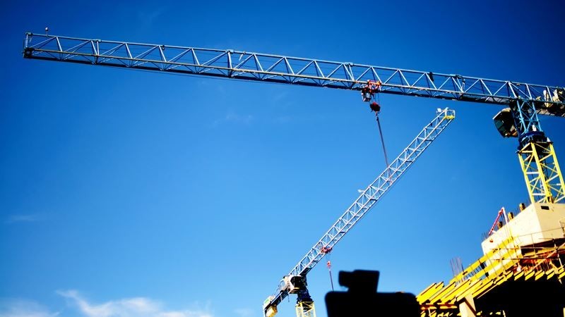 property-report-construction-cranes.jpeg