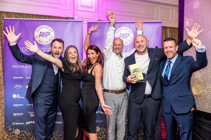 FUNDA LAND Award Win