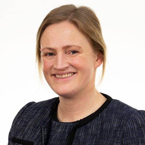 lucie-barnes.jpg