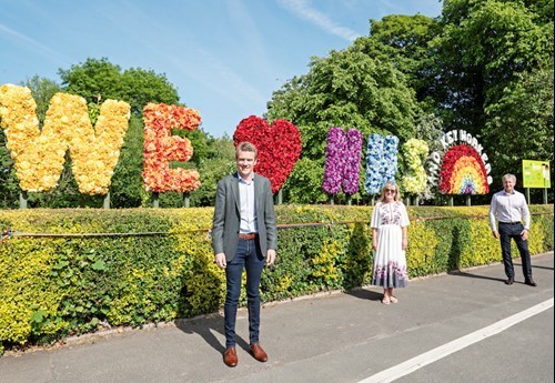 aport-nhs-floral-display-copy.jpg