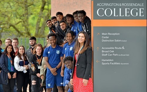morag-davis-centre-principal-for-accrington-and-rossendale-college-with-students.jpg