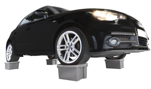 wham-bam-upcycled-car-small-lo.jpg