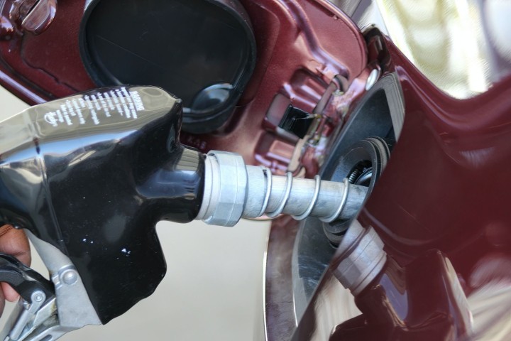 fueling-with-petrol.jpg.jpg
