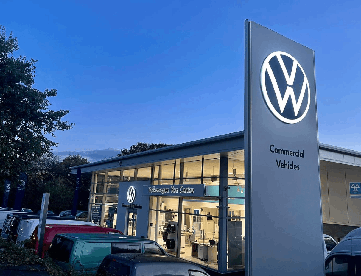 Volkswagen Van Centre Lancashire.png.png