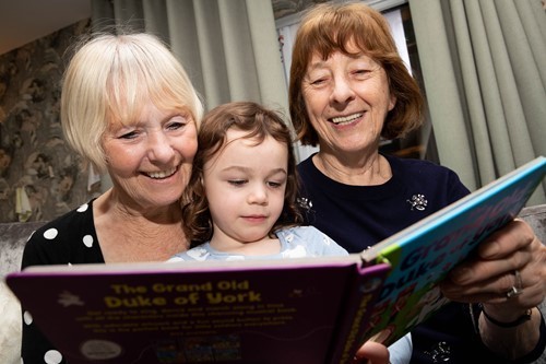 ltor-resident-rita-allcroft-with-youngster-lily-and-resident-barbara-winchester.jpg