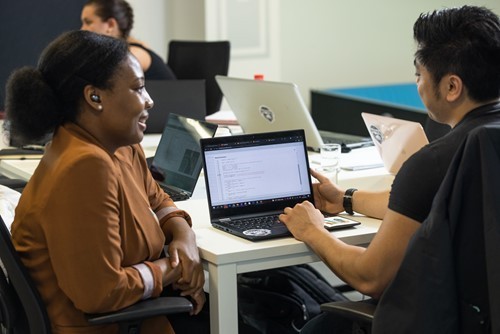 aws-training-partner-in4-group-hi-res.jpg