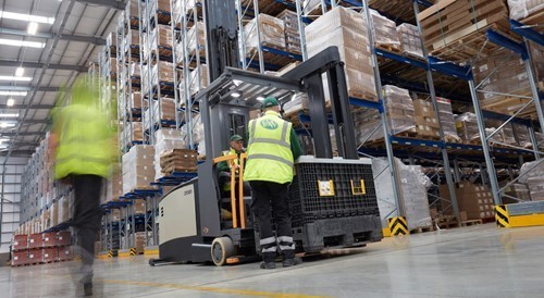 warehouse-operations-01.jpg