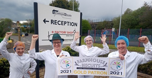 farmhouse-biscuits-gold-patron-cheering.jpg