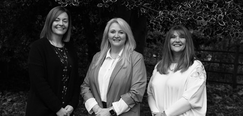 sandy-hennessey-and-the-team-at-x-press-legal-services-lancashire-and-bolton.jpg