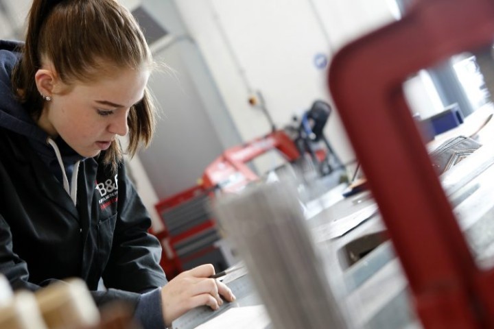blackpool-and-the-fylde-college-apprentice-1000x500.jpg
