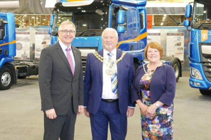 leyland-trucks-john-rainsbury-1000x501.jpg
