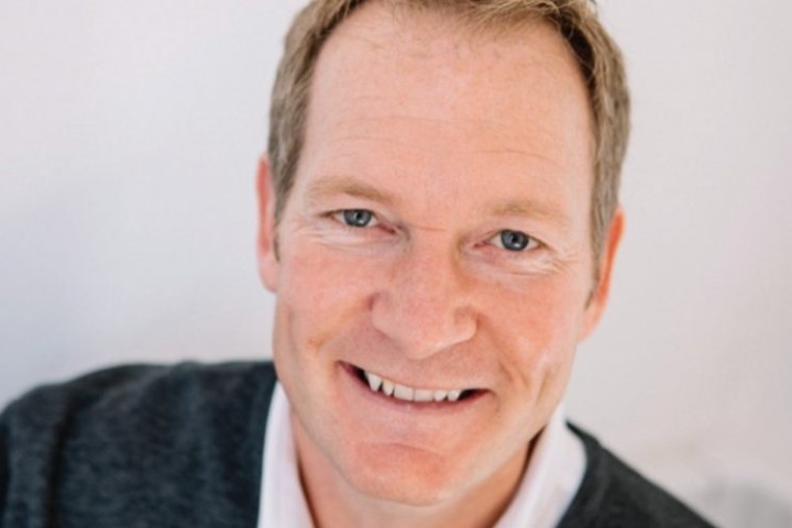 stuart-errington-bowker-it-1000x500.jpg