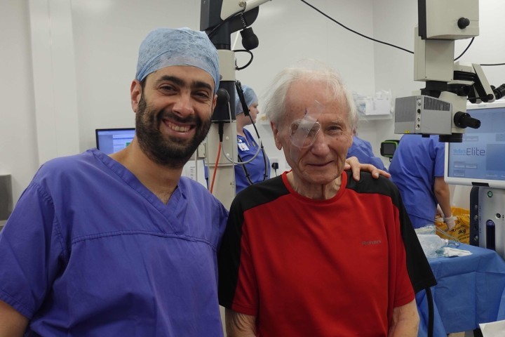 CHEC celebrates surgeon’s 1000th cataract surgery.jpg.jpg