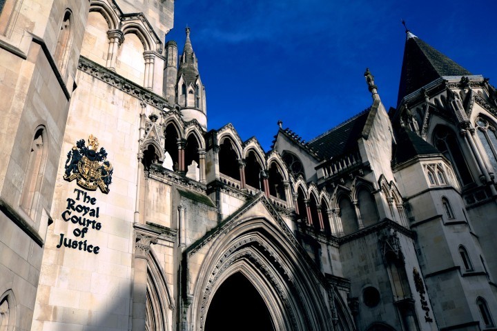 the-royal-courts-of-justice-1648944_1920.jpg.jpg