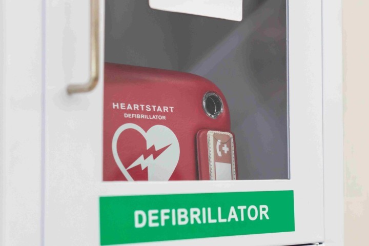 defib pic a.jpg.jpg