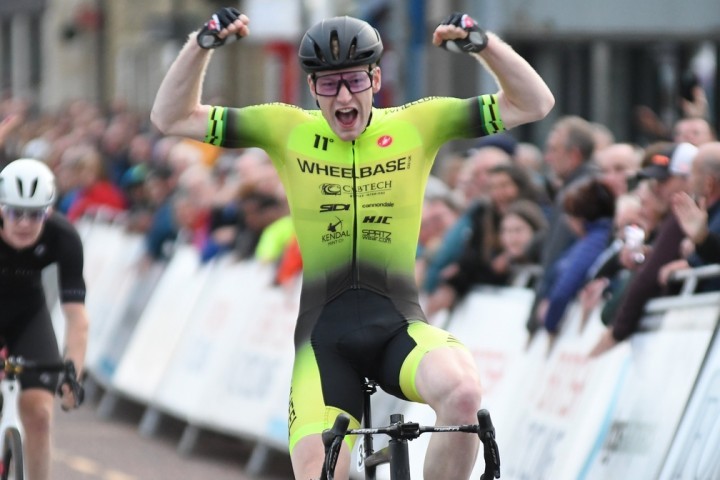 TIM SHOREMAN SECURED FIRST PLACE IN THE FORT VALE ELITE RACE PHOTO CREDIT LARRY HICKMOTT.jpg.jpg