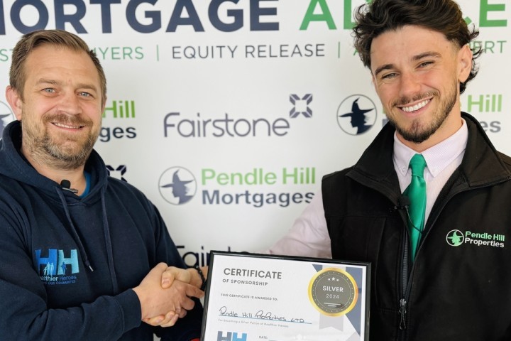 Healthier Heroes Managing Director Andrew Powell and Pendle Hill Properties Sales Director Thomas Turner.jpg.jpg